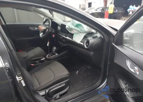 2024 Kia Forte Lxs from USA, damaged, VIN 3KPF24AD5RE827560